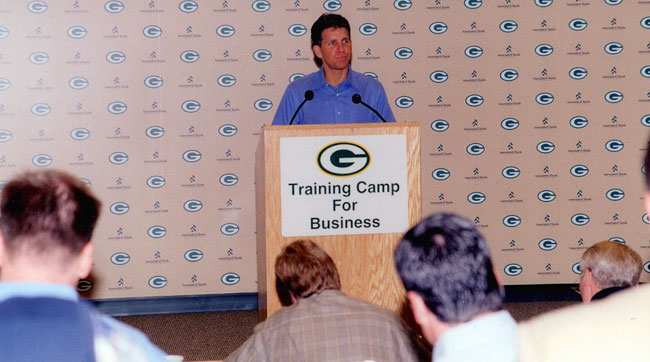 andrew-brandt-green-bay-packers.jpg